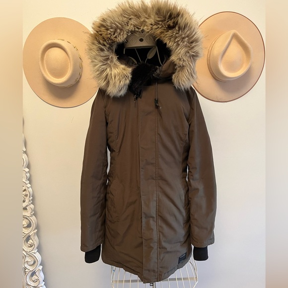 Excellent condition! HUNTER GREEN TNA Goose Down Haven Parka - Picture 3 of 10